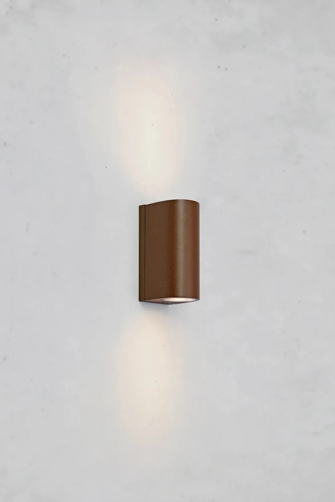 Alor Fasadlampa Corten Dubbel