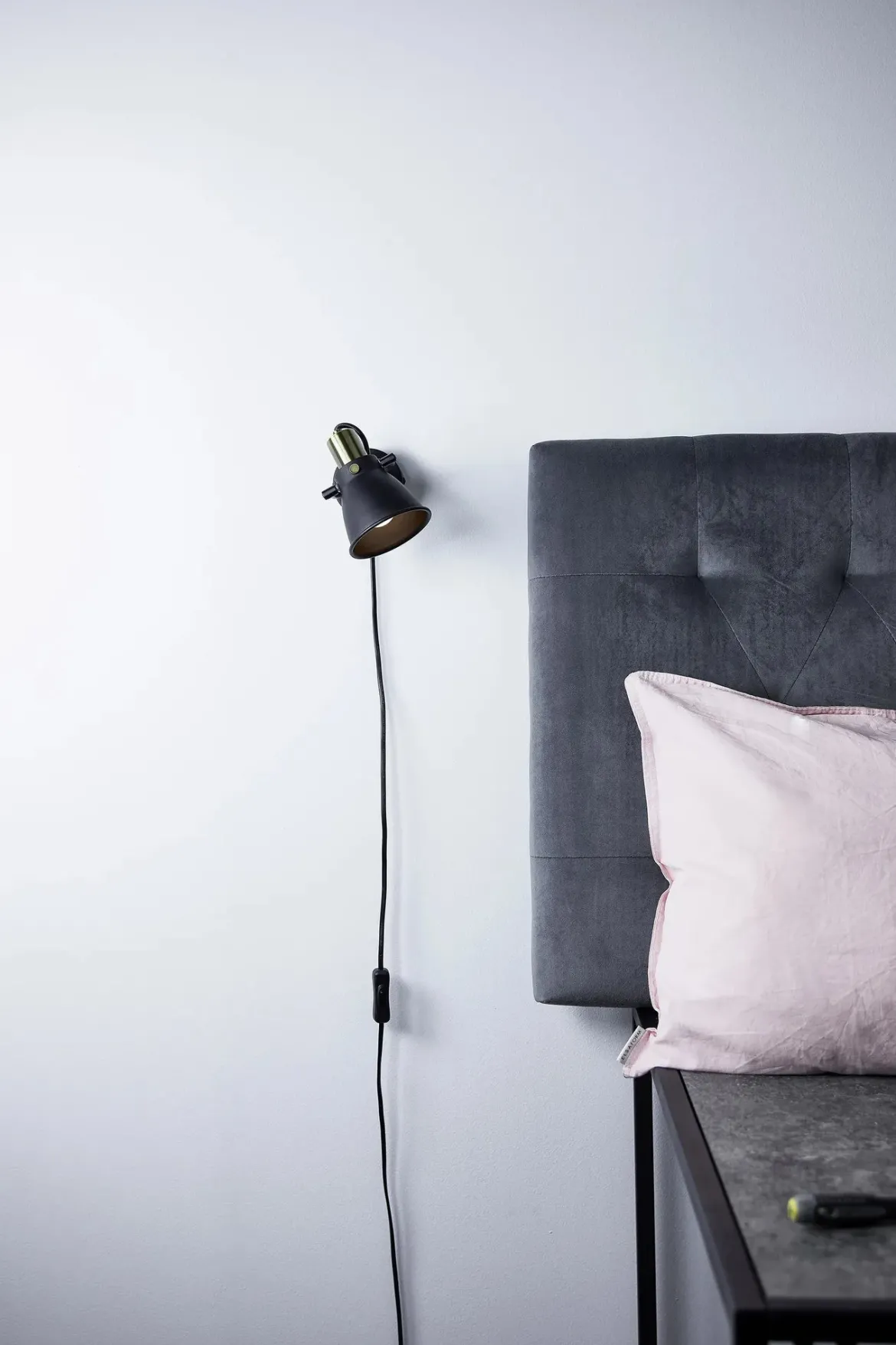 Alton Vägglampa Svart