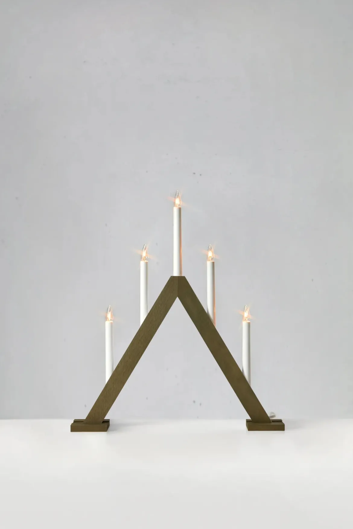 Ariele Adventljusstake Mörkbrun 52 cm