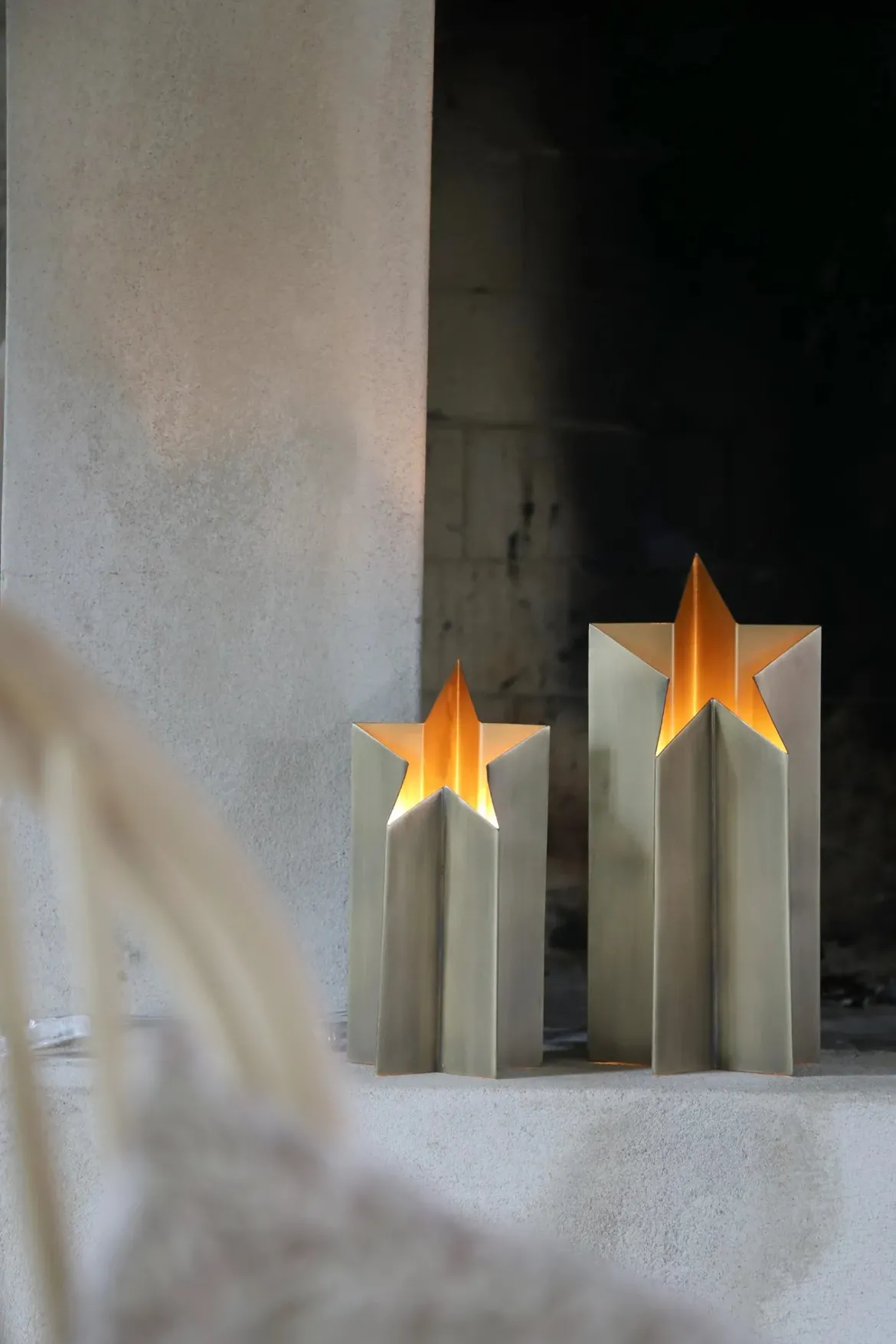 Asteri Bordslampa Mässing 27 cm