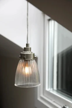 Bellis Fönsterlampa Stål