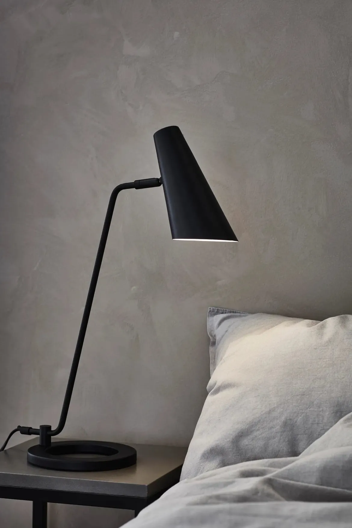 Cal Bordslampa Svart