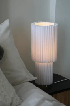 Catis Bordslampa Vit 45 cm