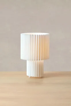 Catis Bordslampa Vit 32 cm
