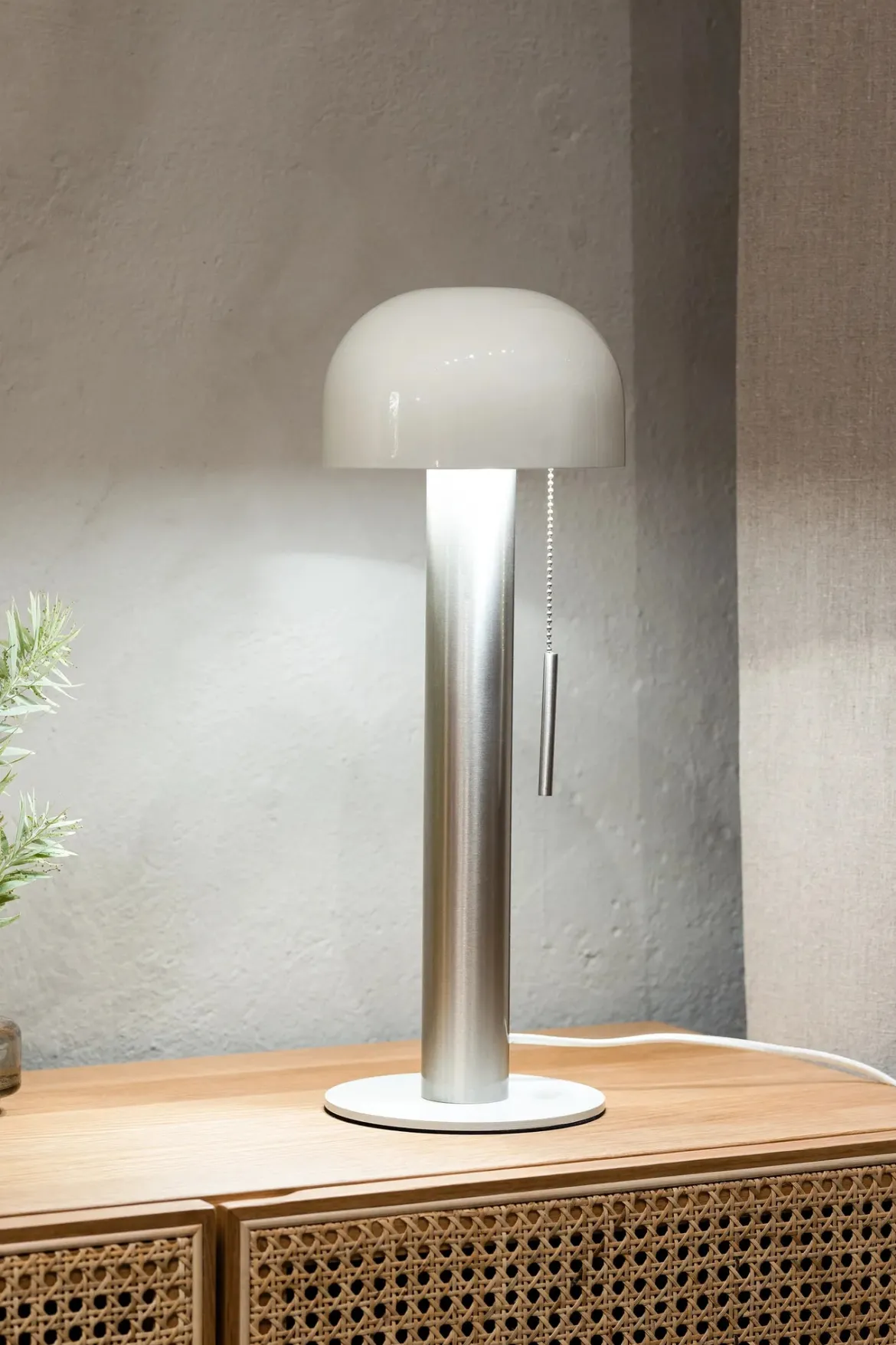 Costa Bordslampa Nickel