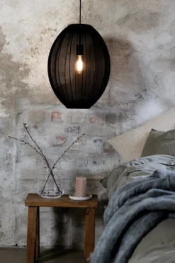 Florence Taklampa Svart 40 cm