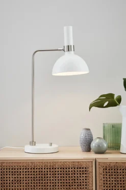 Larry Skrivbordslampa Vit/Krom