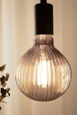 Lines Ljuskälla Rök E27 4W LED Dimbar