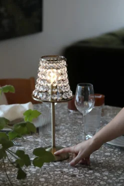 Liora Uppladdningsbar Bordslampa Mässing