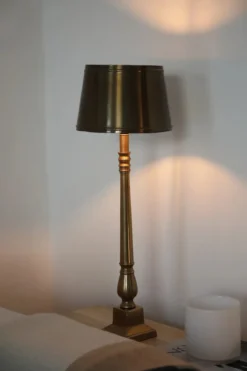 Metallo Bordslampa mässing