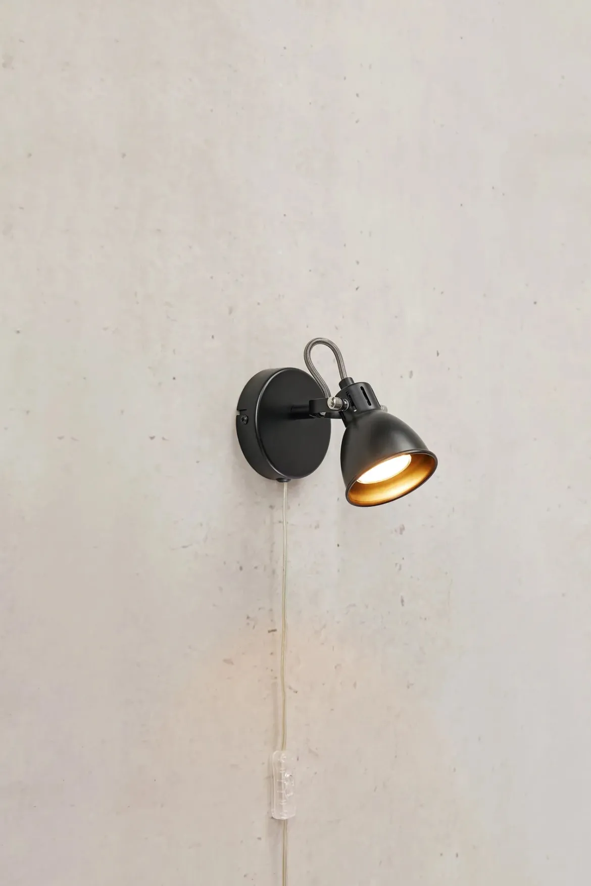 Mion Vägglampa Svart