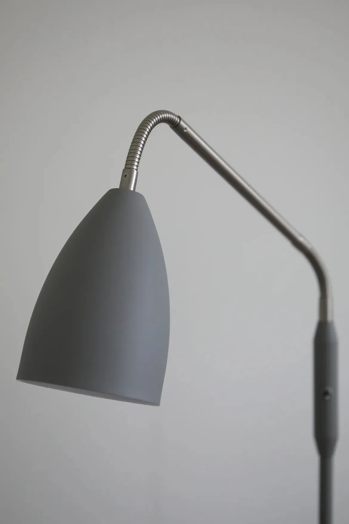 Patro Golvlampa Grå 3-stegsdimbar