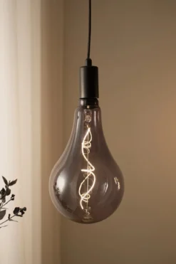Pear Ljuskälla Rök E27 4W LED Dimbar