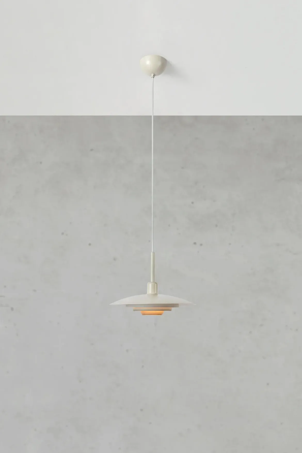Piny Taklampa Beige 35 cm