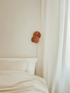 Pop Vägglampa Brun