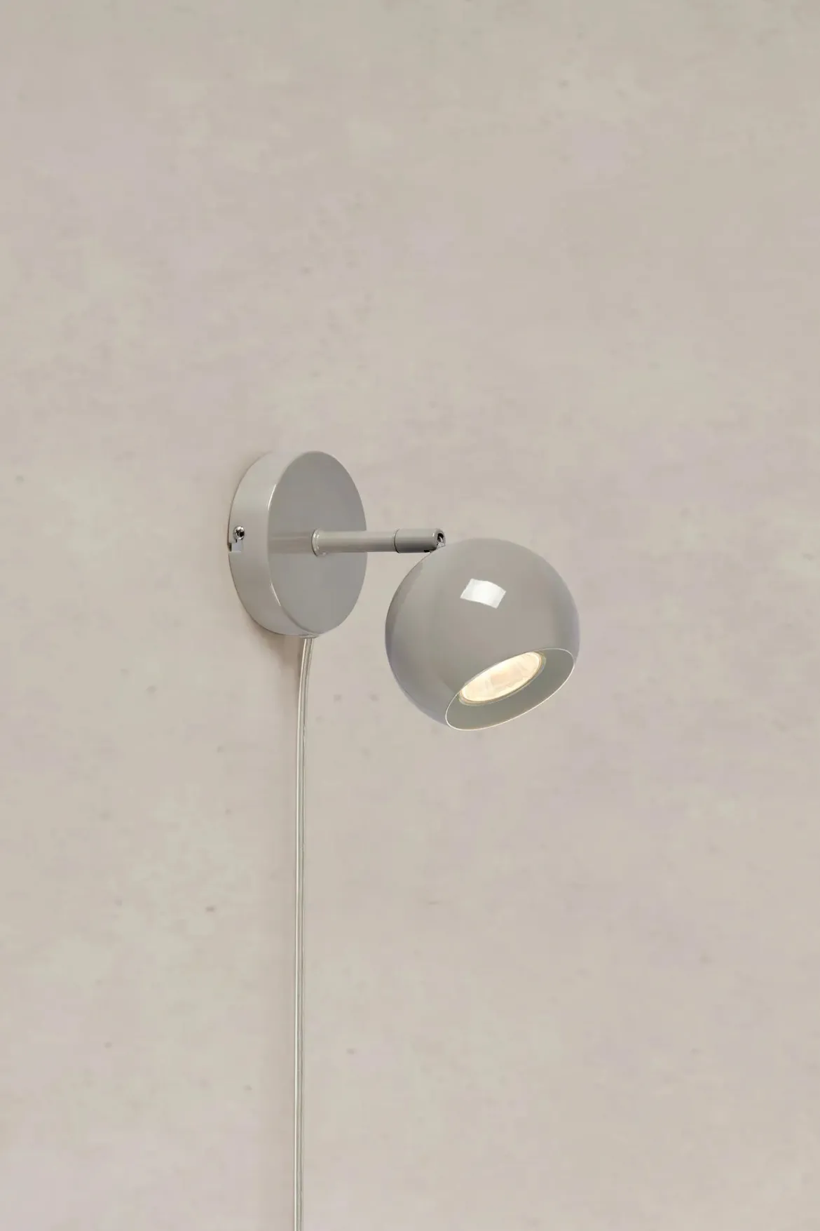 Pop Vägglampa Grå