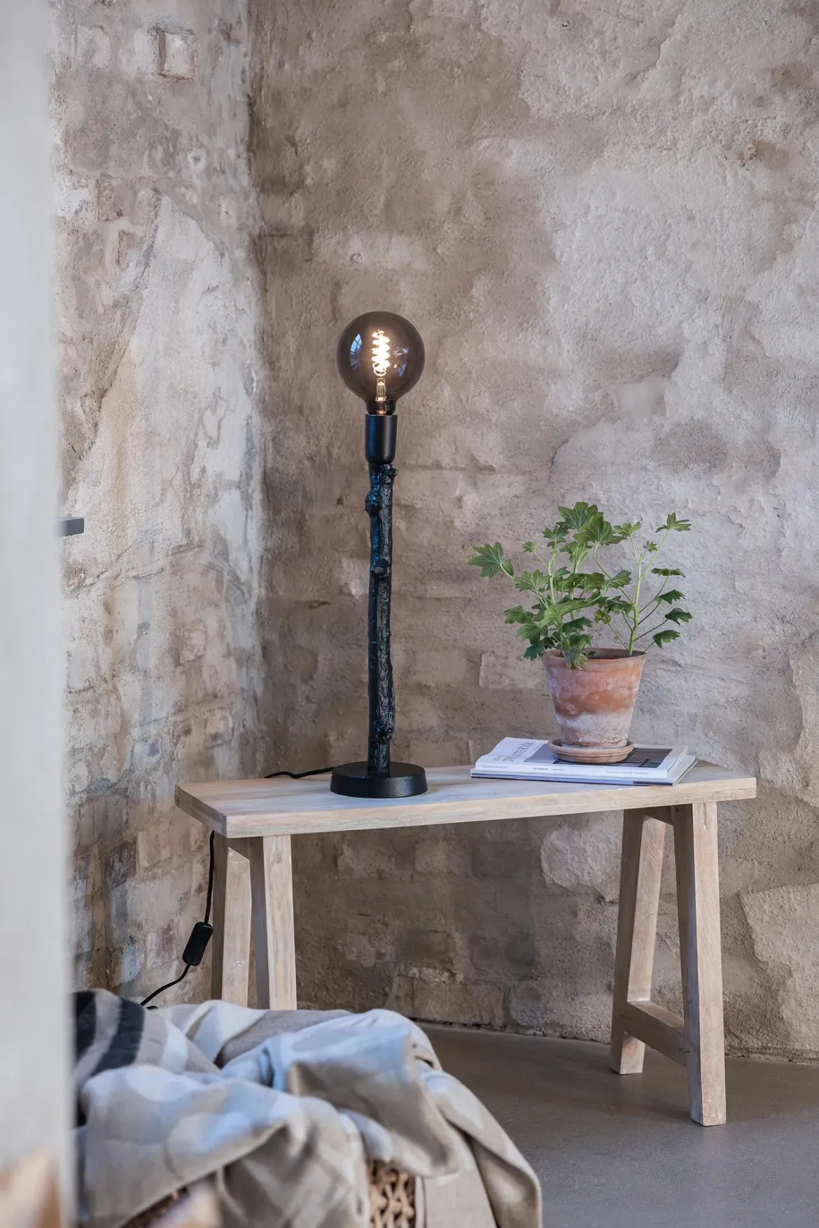 Ramo Bordslampa Svart