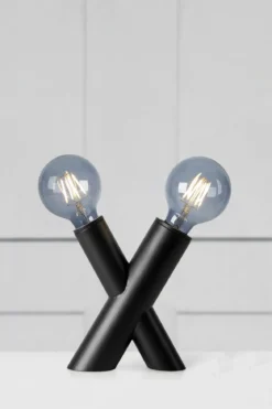 Simul Bordslampa Svart