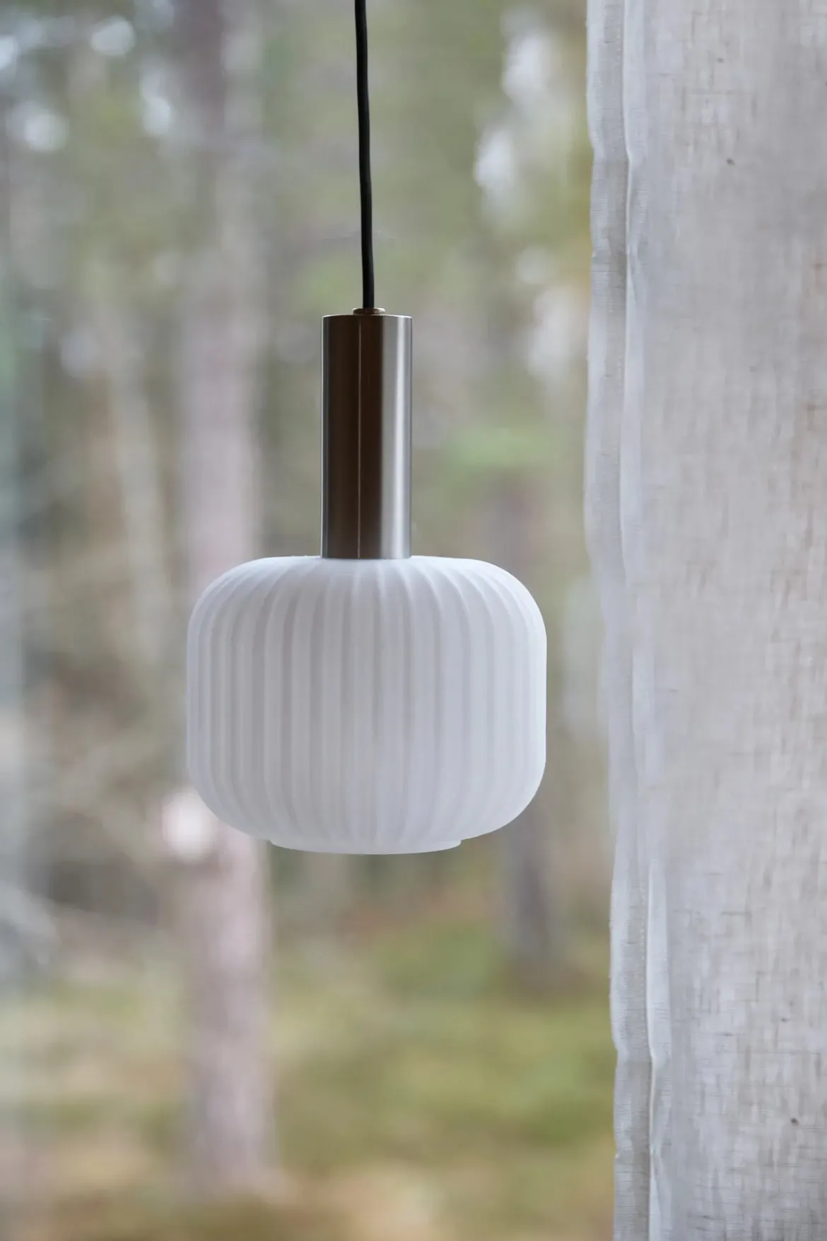 Sober Fönsterlampa Stål