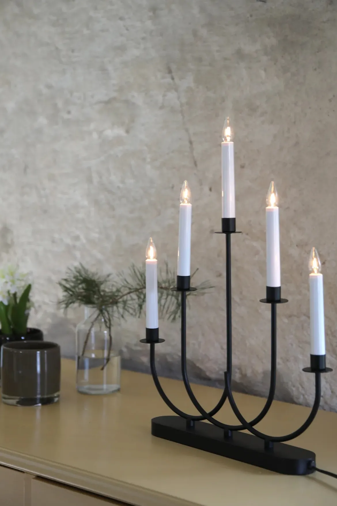 Soro Adventsljusstake Svart