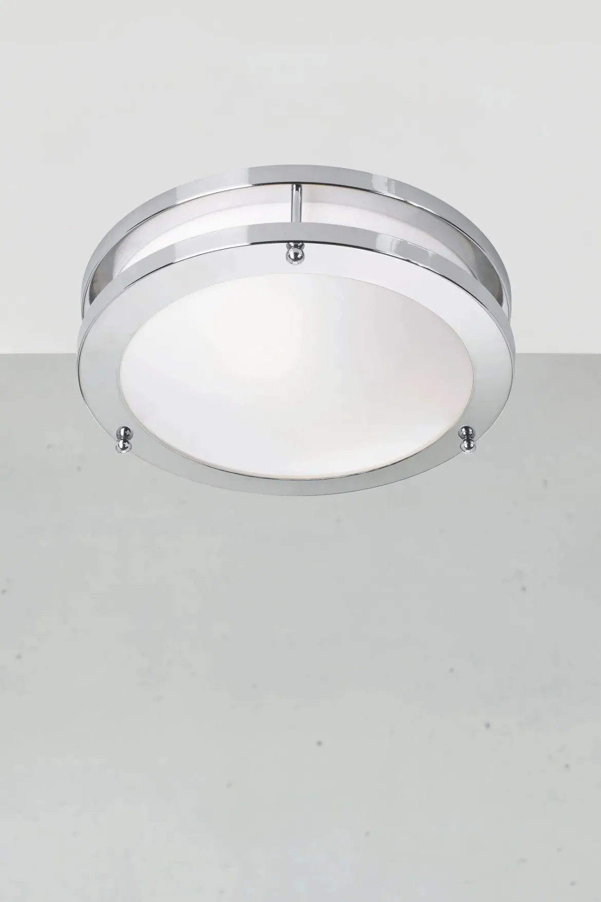 Täby Plafond Vit/Krom 25 cm