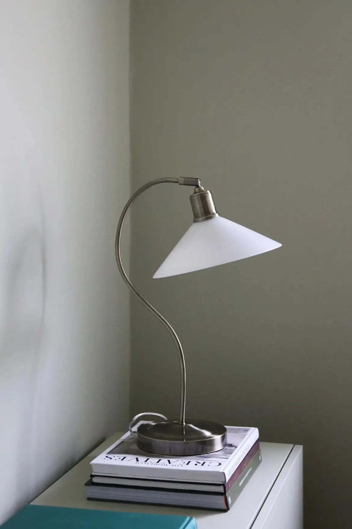 Vela Bordslampa Vit