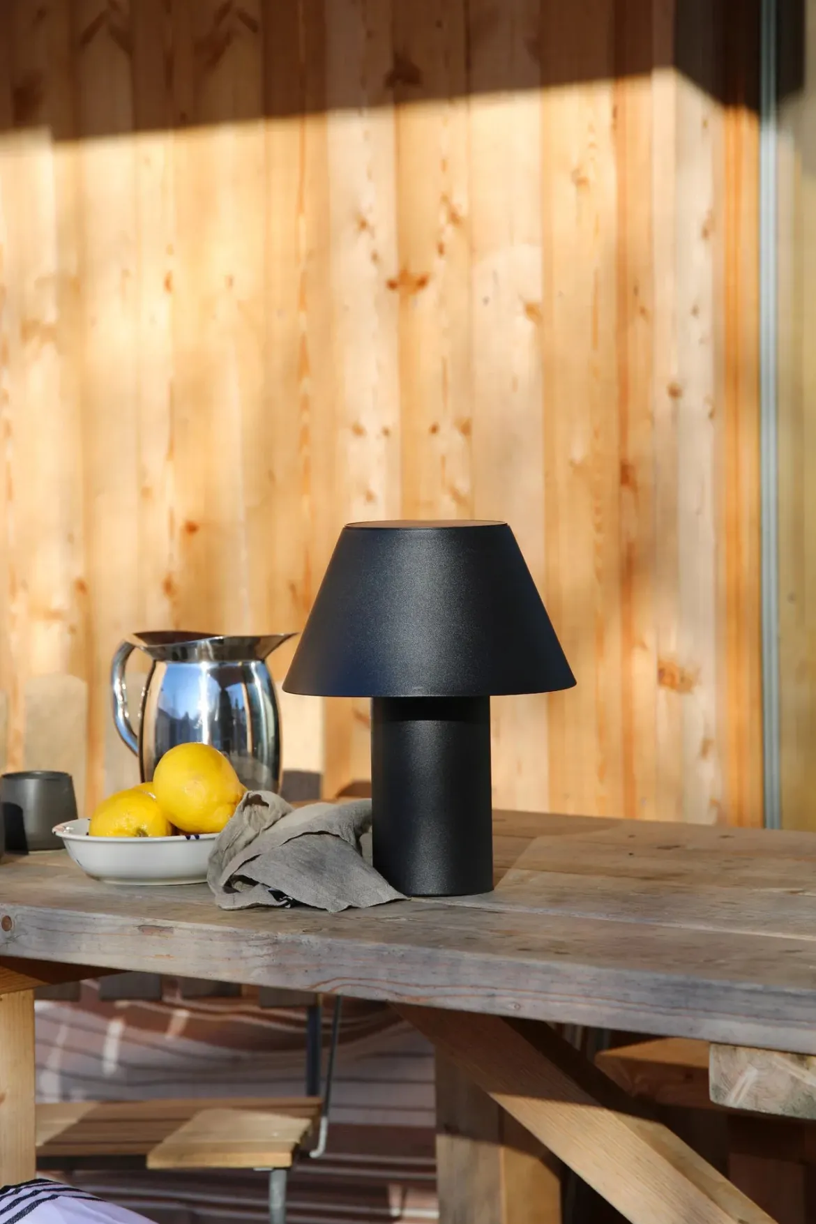 Vivo Bordslampa Solcell Svart